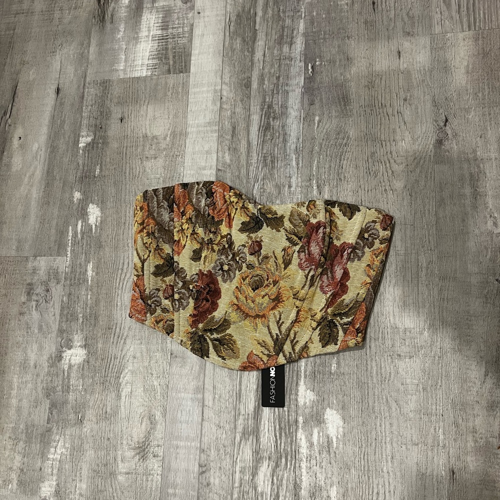 NWT Corset top Fashion Nova